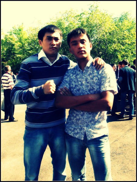 Aues "greatest" Khan