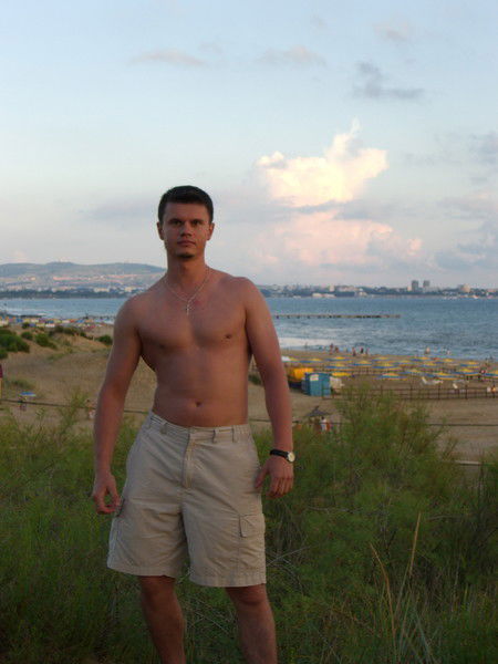 Андрей Захаров