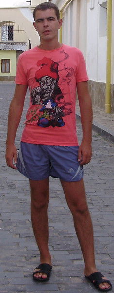 Тема Бондарев