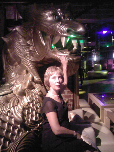 Елена Голикова