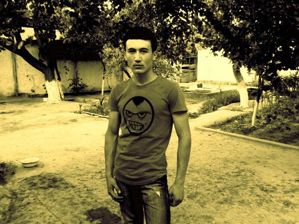 Хуршед Назиров