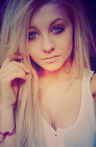 Вика Скартова