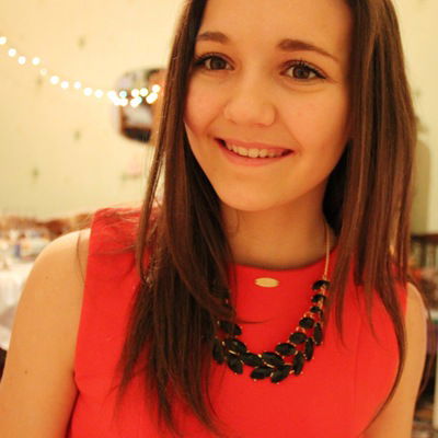 Ксения Попова