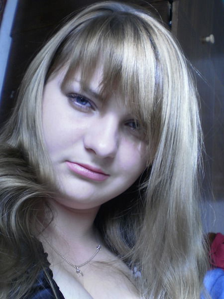 Лена Зверева