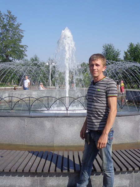 Юрий Зрелов