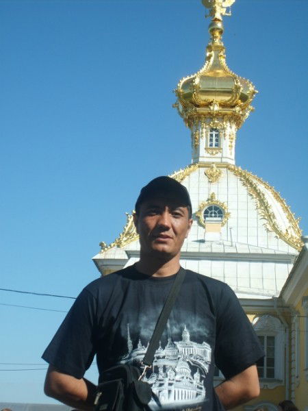 Фарух Худайбердиев