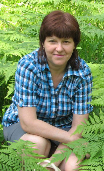 Елена Попова