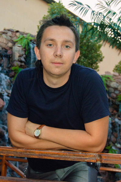 Олег Рагузов