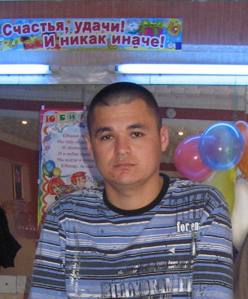 Дамир Басаров