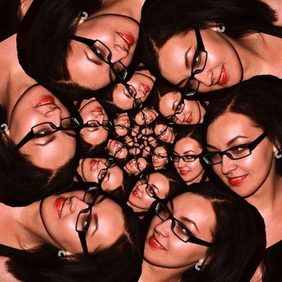 Елена Аниксон