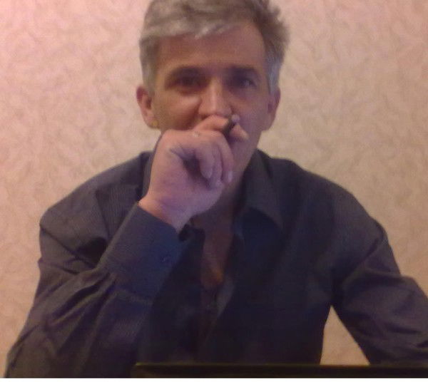 Игорь Попов