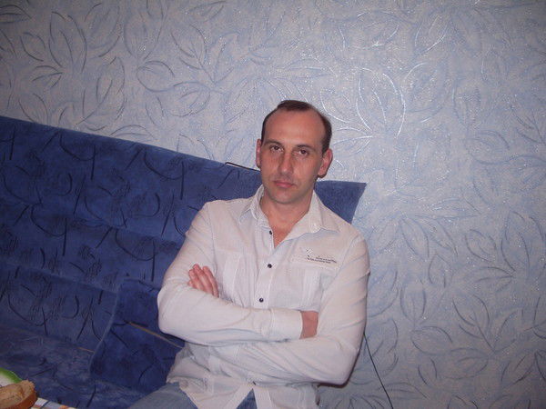 Андрей Плотников