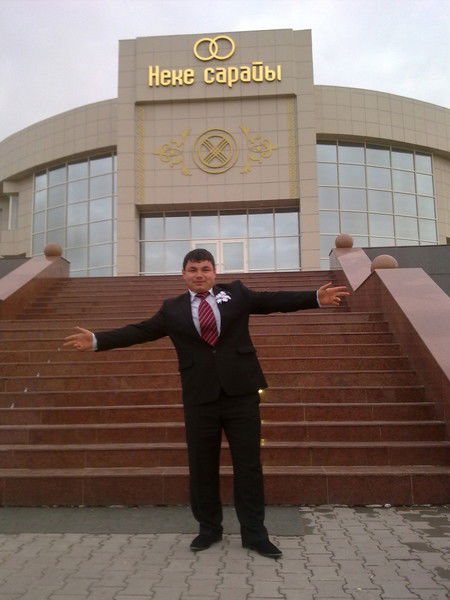 Акмал Жораев