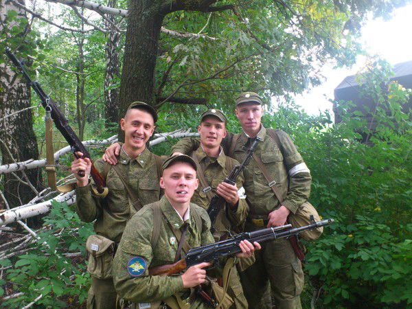 Виталий Серов