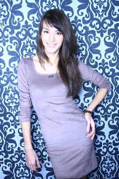 Алёна Стрельцова