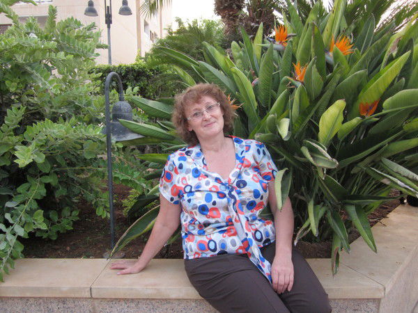 Неизвестно Неизвестно