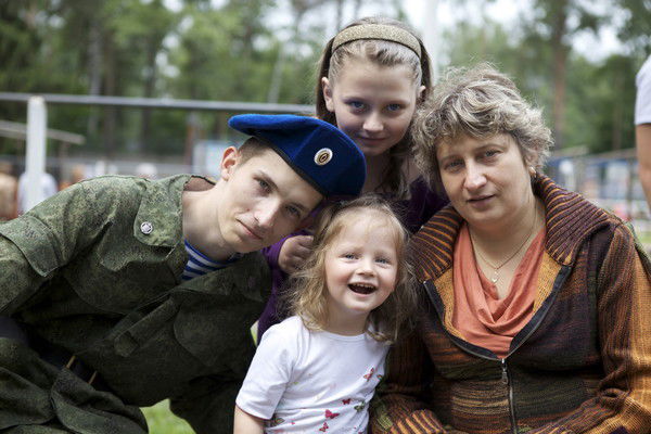 Владислав Артамонов