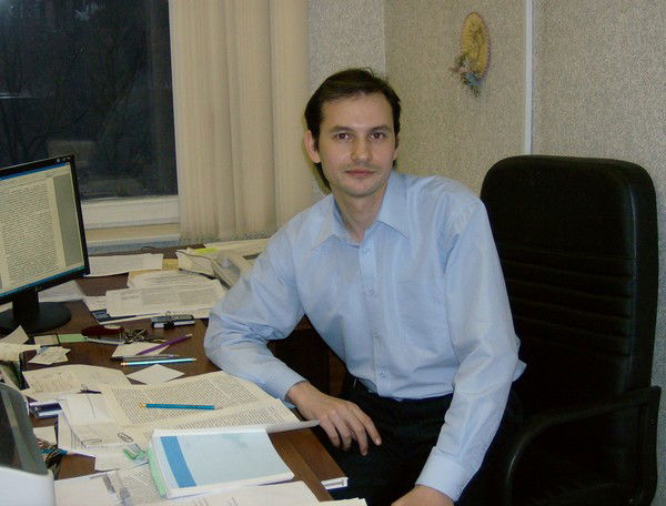 Николай Ивков