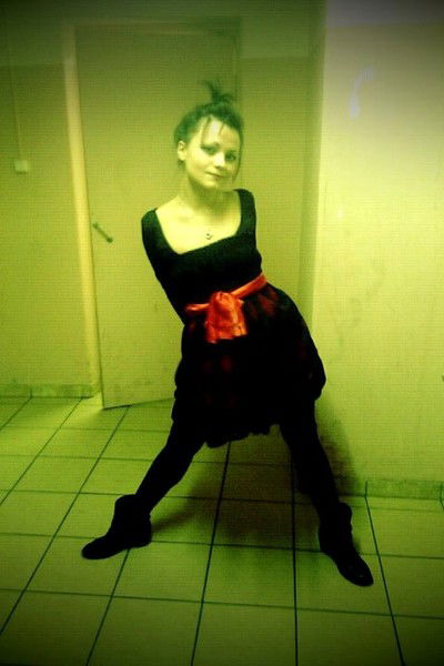 Карина Комарцова