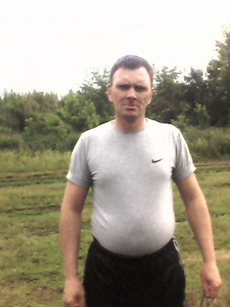 Василий Степанов