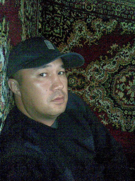 Булат Исабаев