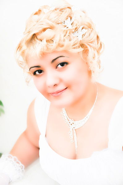 Фируза Холова