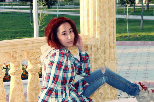 Дана Султанова