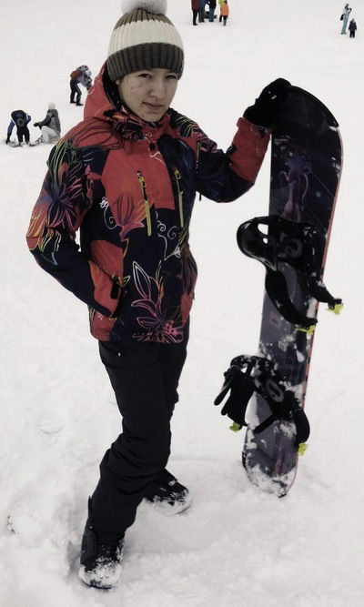 Наташа Исакова