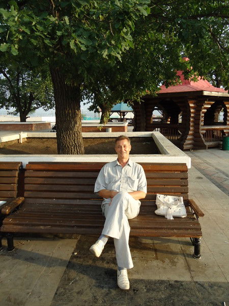 Владимир Золотницын