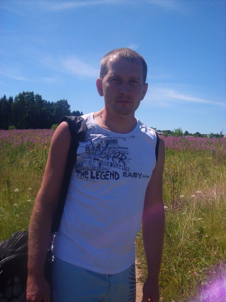 Роман Пономарев