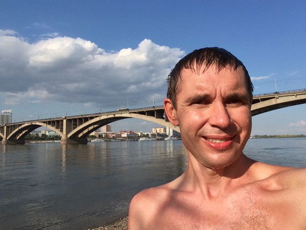 Пётр Макаров