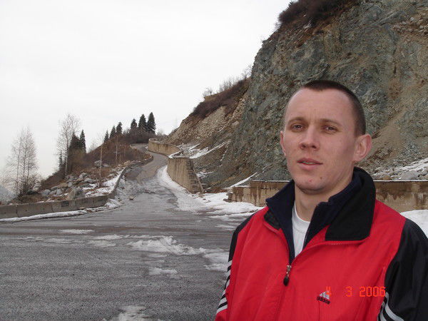 Денис Ларионов