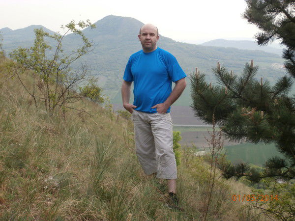 Юрий Ермолаев