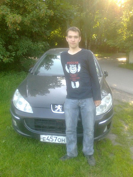 Андрей Захаров