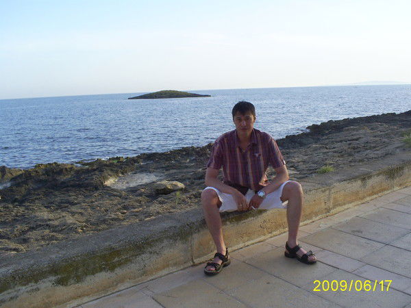 Миша Бейспеков