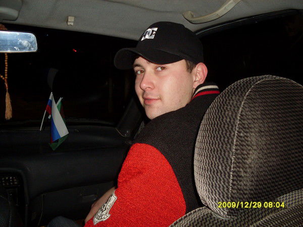 Азамат Нурметов