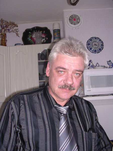 Евгений Баринов