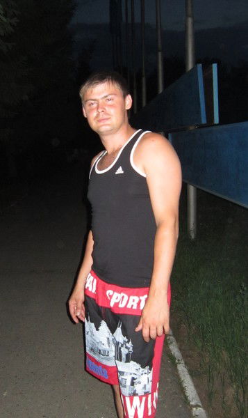 Максим Цеценко