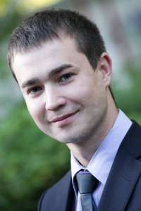 Виталий Листратов