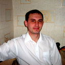 Руслан Петров