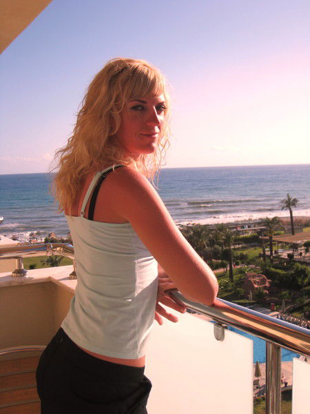 Юлия Ласина