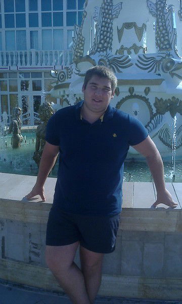 Никита Романов