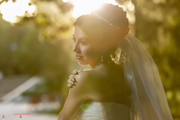 Лаля Незнаю