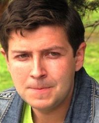 Антон Попов