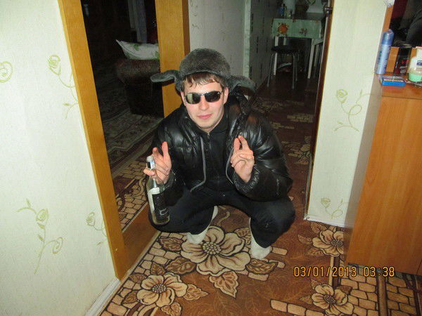 Роман... Неваленов