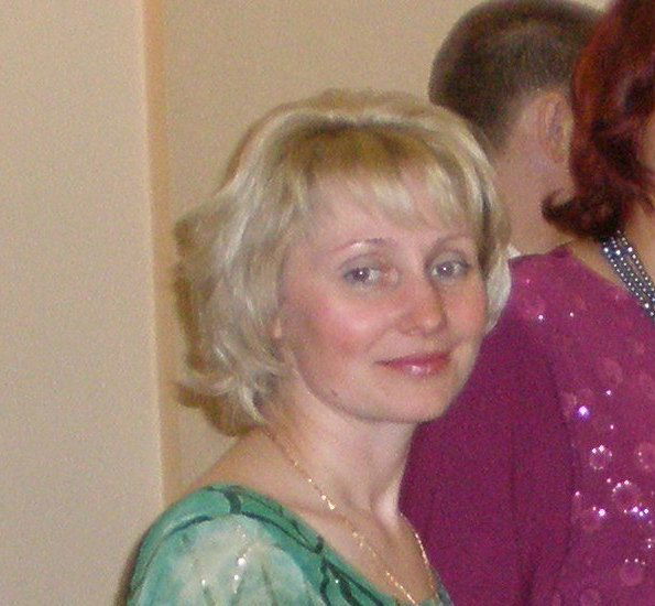 Лариса Попова