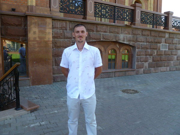 Александр Маслаков