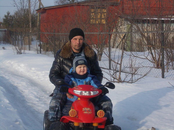 Паша Амосов