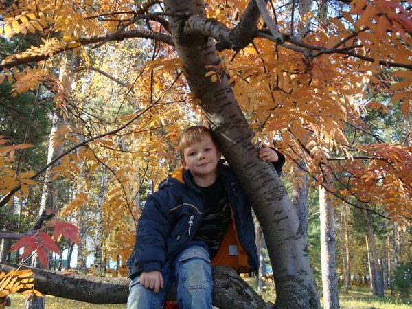 Олег Бурлаченко