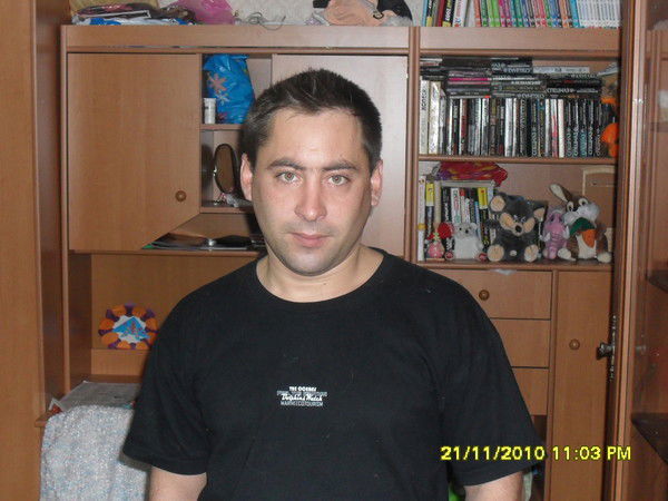 Юрий Игнaтов